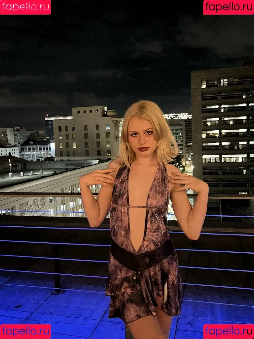 megmaybekinda Onlyfans Photo Gallery 