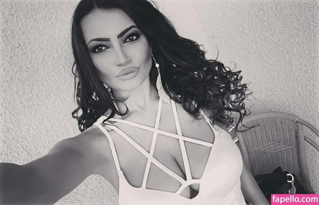 Lupulescu P Onlyfans Photo Gallery 