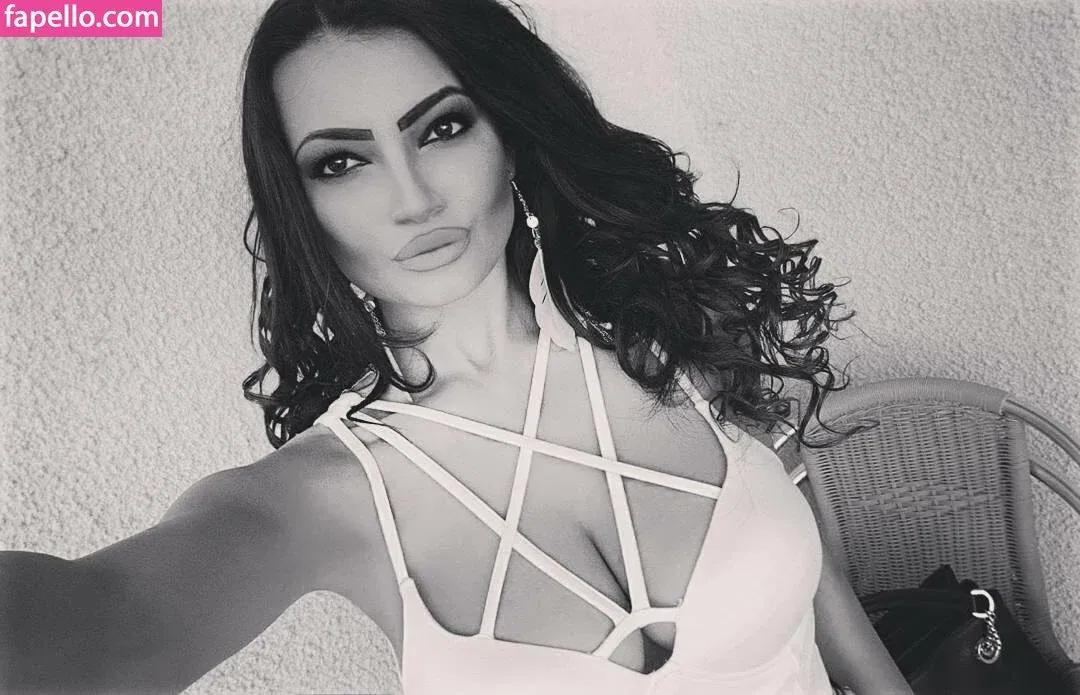 Lupulescu P Onlyfans Photo Gallery 