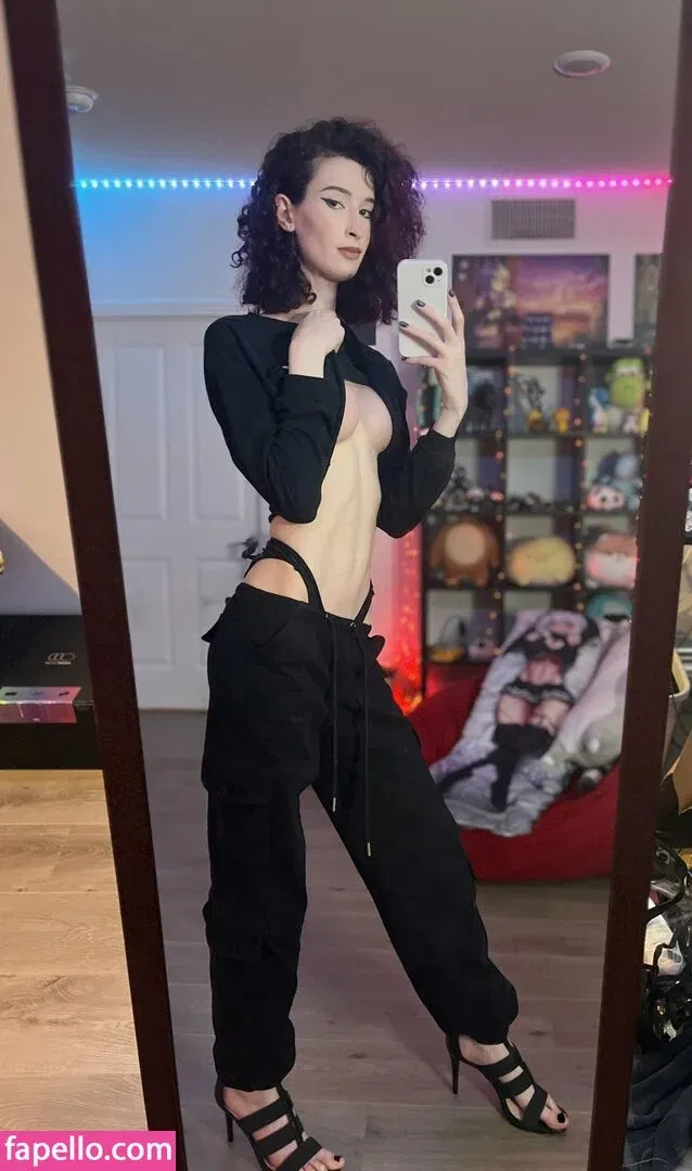 Yishai Onlyfans Photo Gallery 