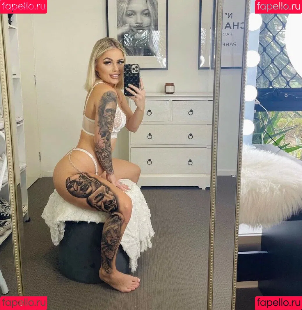 shanaeradzevicius Onlyfans Photo Gallery 
