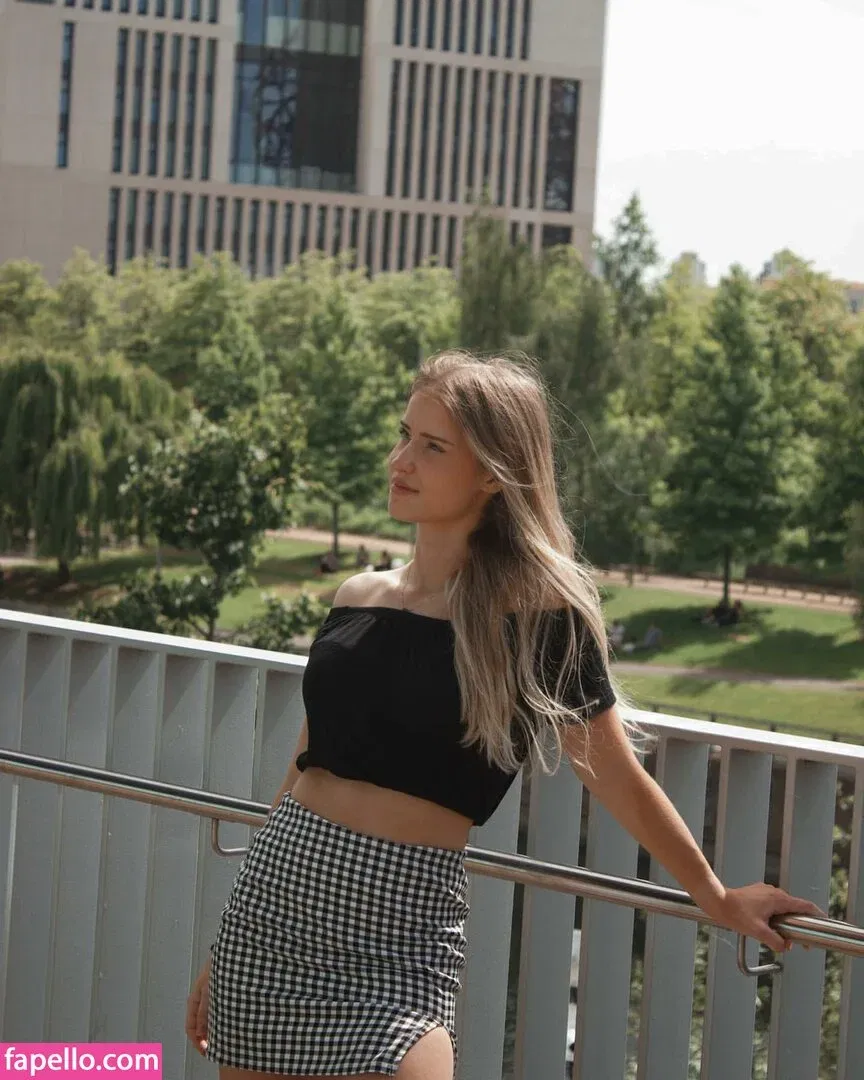 maiiara Onlyfans Photo Gallery 