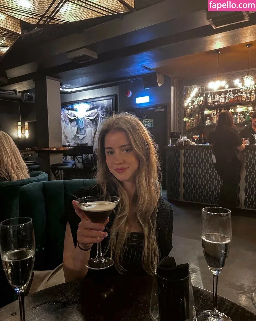 maiiara Onlyfans Photo Gallery 