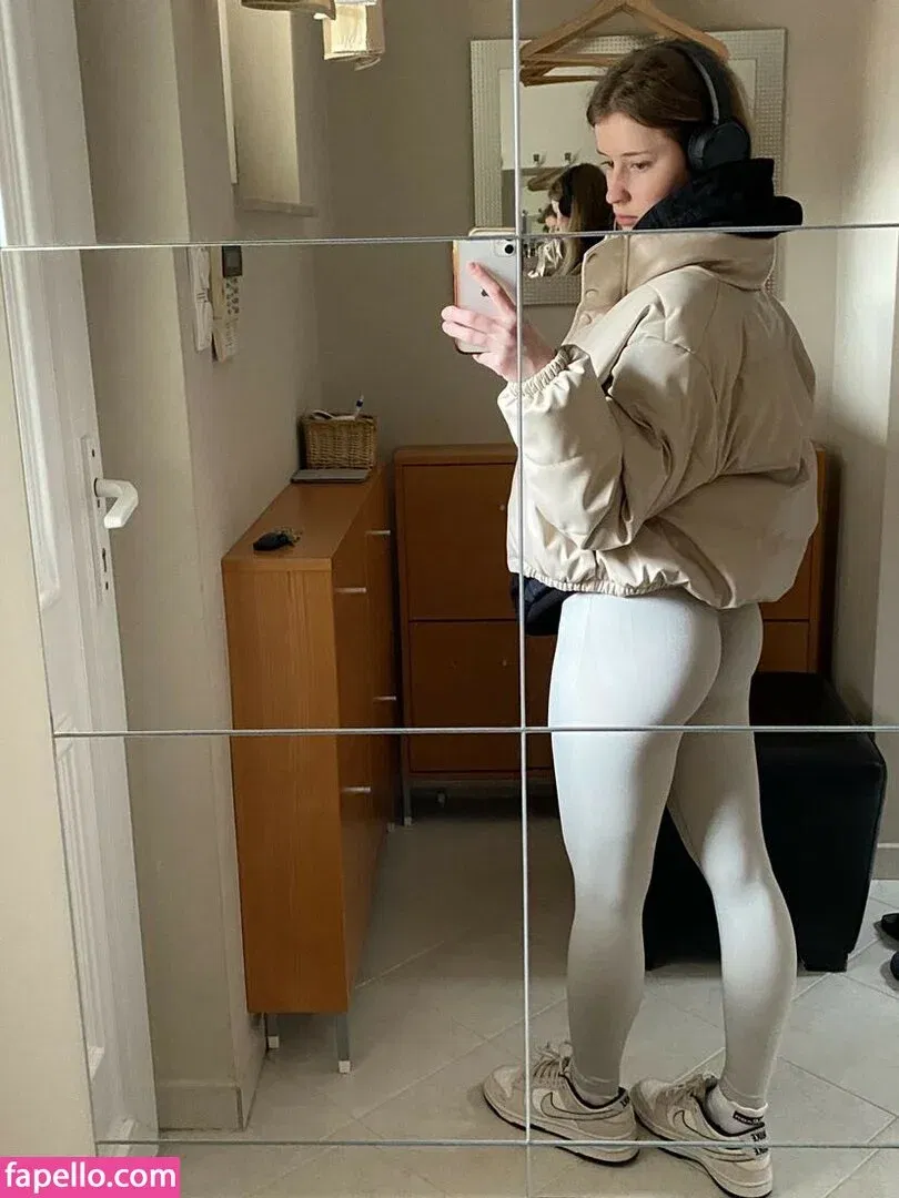 maiiara Onlyfans Photo Gallery 