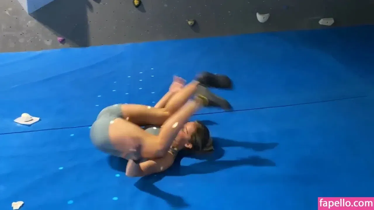 maiiara Onlyfans Photo Gallery 