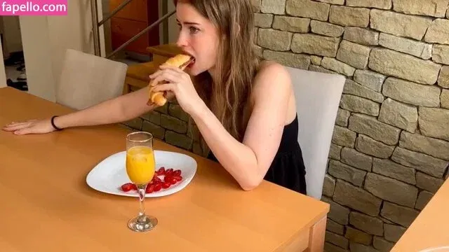 maiiara Onlyfans Photo Gallery 