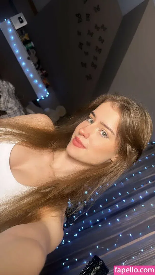 maiiara Onlyfans Photo Gallery 