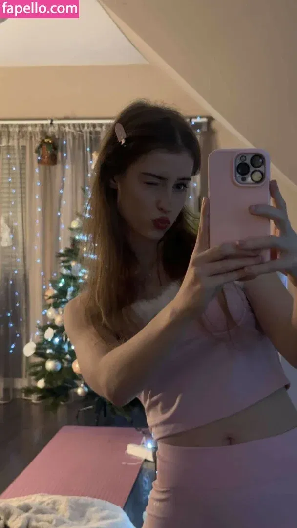 maiiara Onlyfans Photo Gallery 