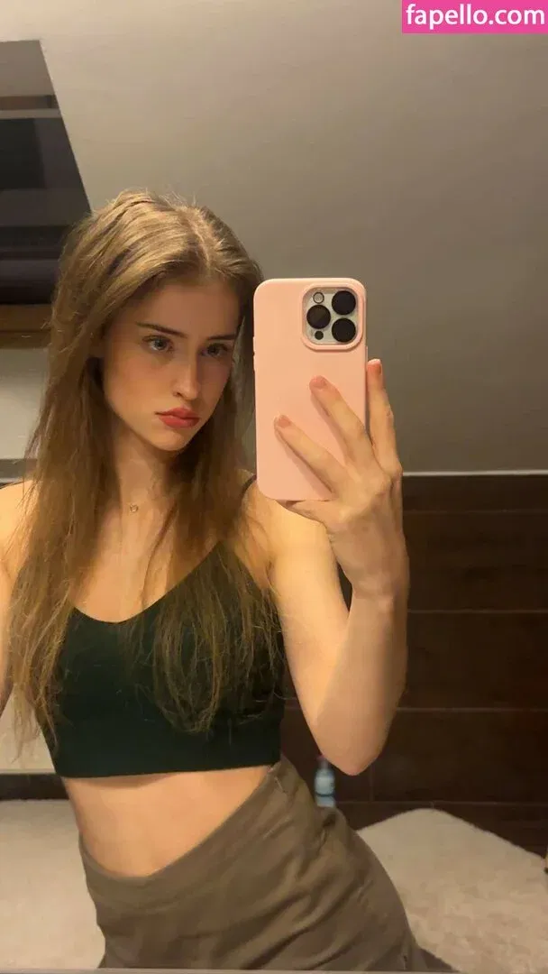 maiiara Onlyfans Photo Gallery 