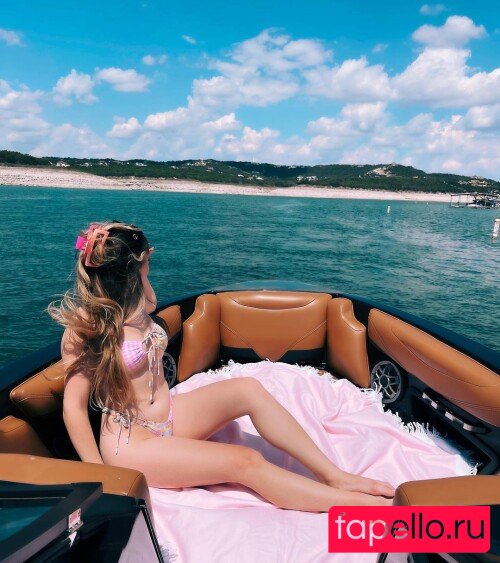 Gillian Aprils Nude Onlyfans Photo 24