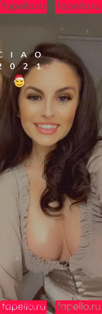 Lynsey B Onlyfans Photo Gallery 