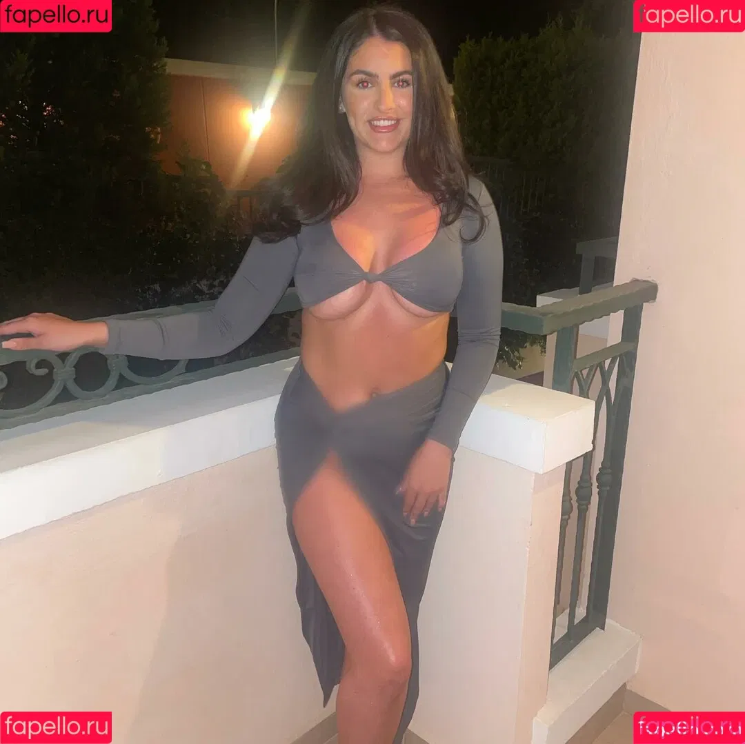 Lynsey B Onlyfans Photo Gallery 