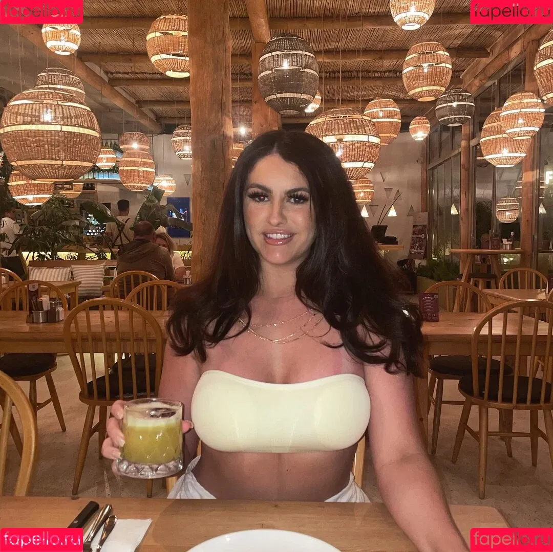 Lynsey B Onlyfans Photo Gallery 