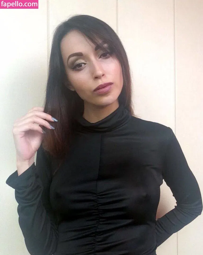 himeera Onlyfans Photo Gallery 