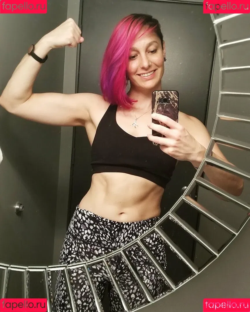 geekremixalot Onlyfans Photo Gallery 