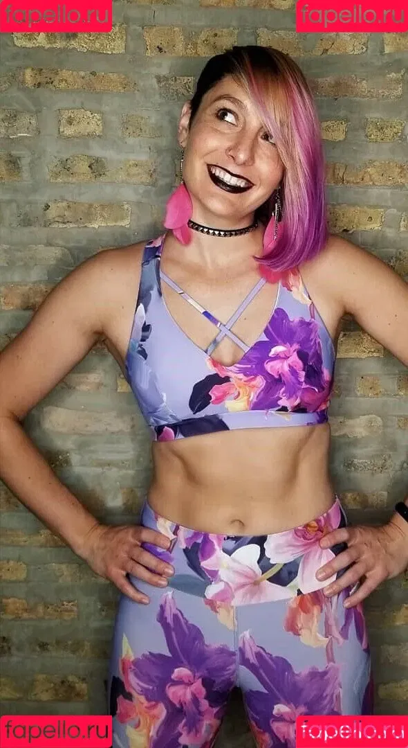 geekremixalot Onlyfans Photo Gallery 
