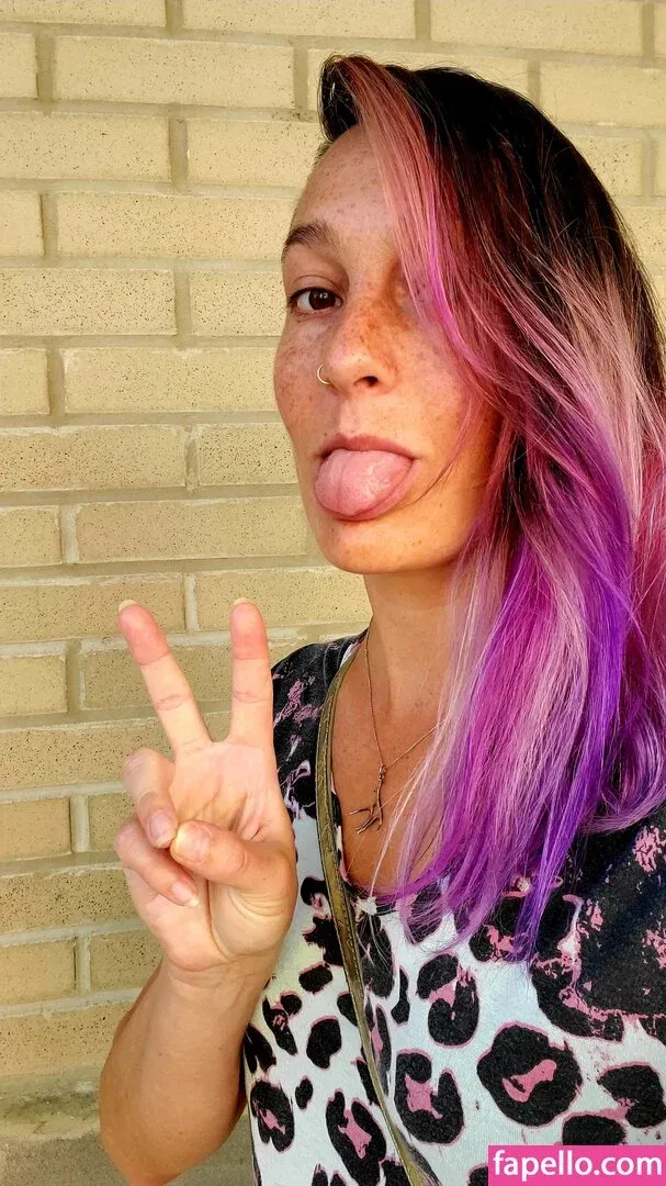 geekremixalot Onlyfans Photo Gallery 