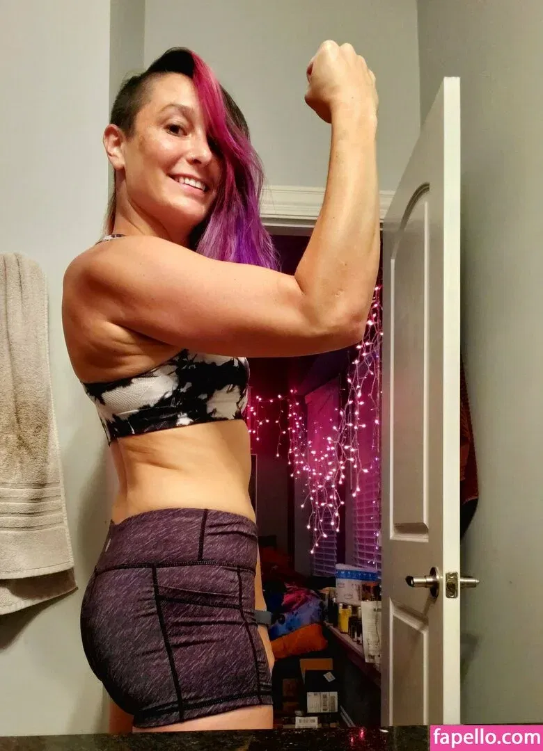 geekremixalot Onlyfans Photo Gallery 