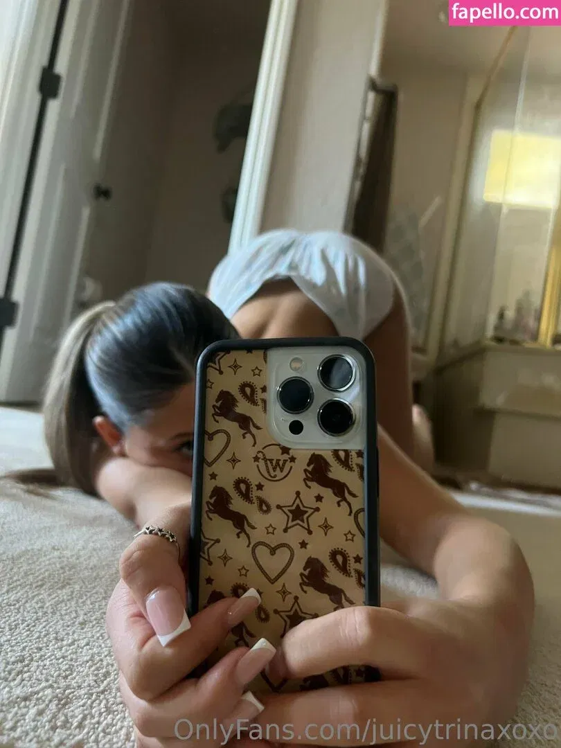juicytrinaxoxo Onlyfans Photo Gallery 
