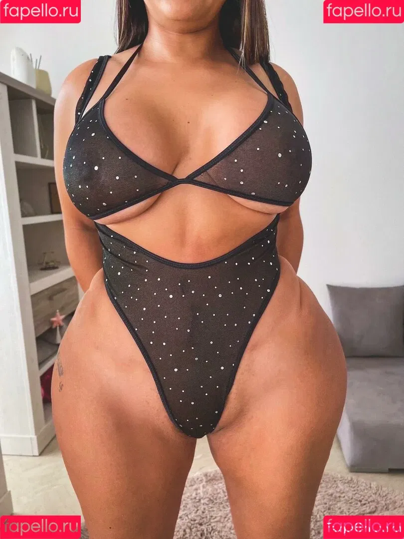 Kayssi Onlyfans Photo Gallery 