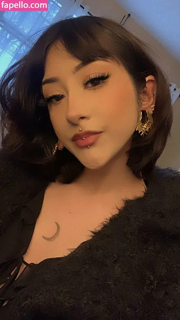 Ihatebackshots Onlyfans Photo Gallery 