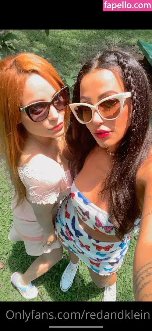 redtopmodel2022 Onlyfans Photo Gallery 