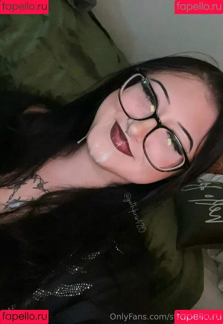 gothkris420 Onlyfans Photo Gallery 