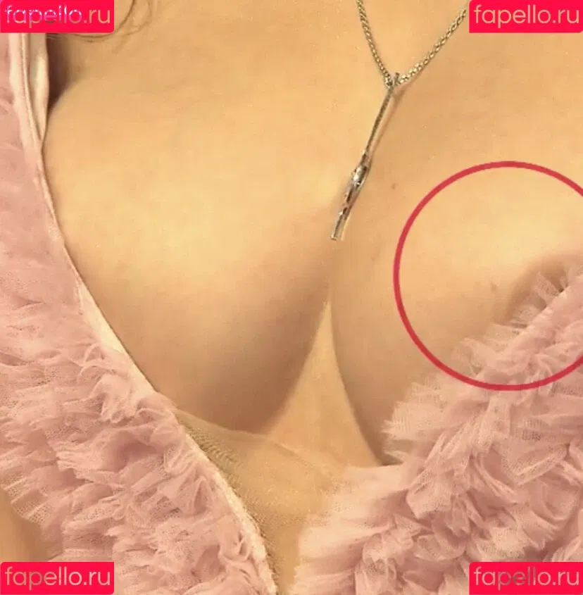 Carina Zavline Onlyfans Photo Gallery 