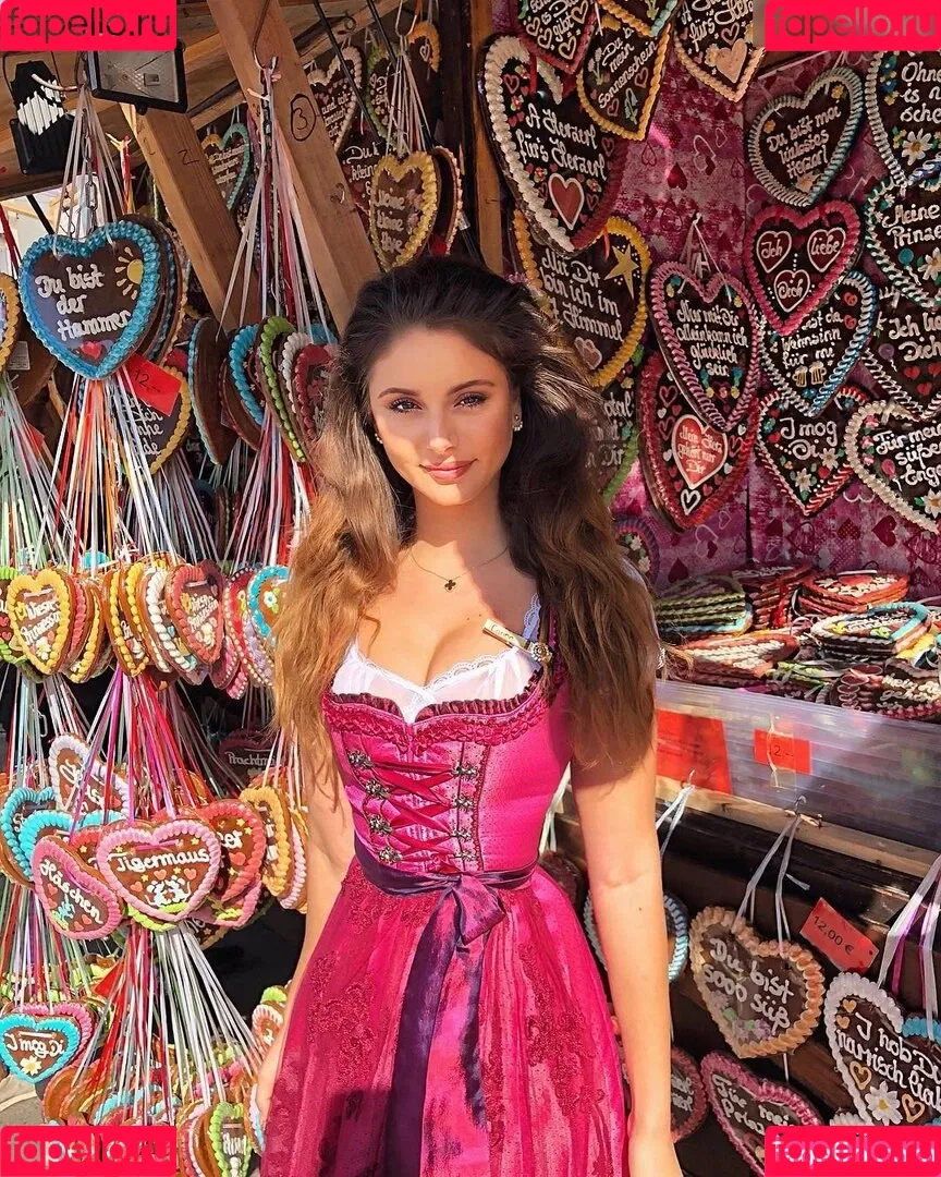 Carina Zavline Onlyfans Photo Gallery 