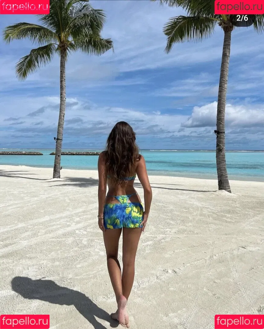 Carina Zavline Onlyfans Photo Gallery 