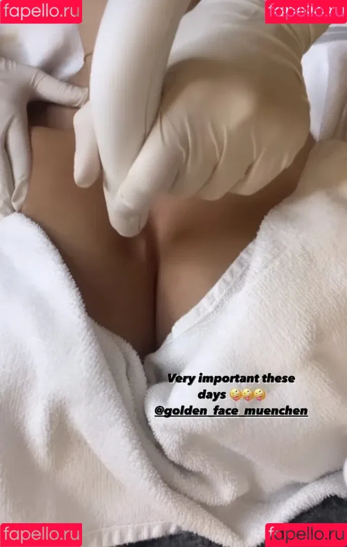 Carina Zavline Onlyfans Photo Gallery 