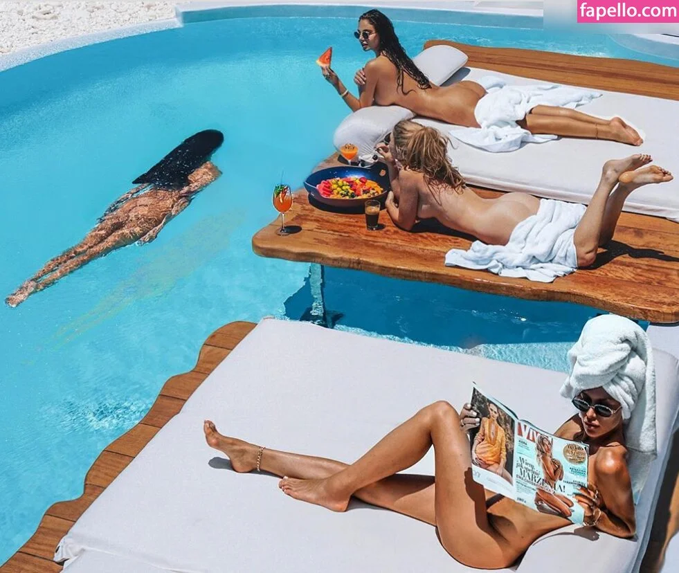 Carina Zavline Onlyfans Photo Gallery 