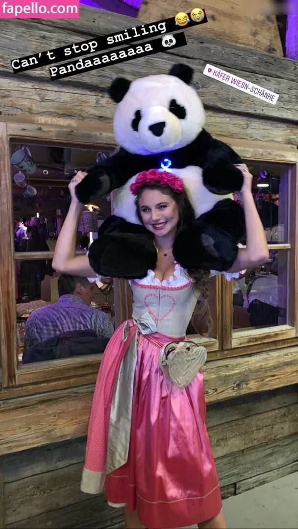 Carina Zavline Onlyfans Photo Gallery 