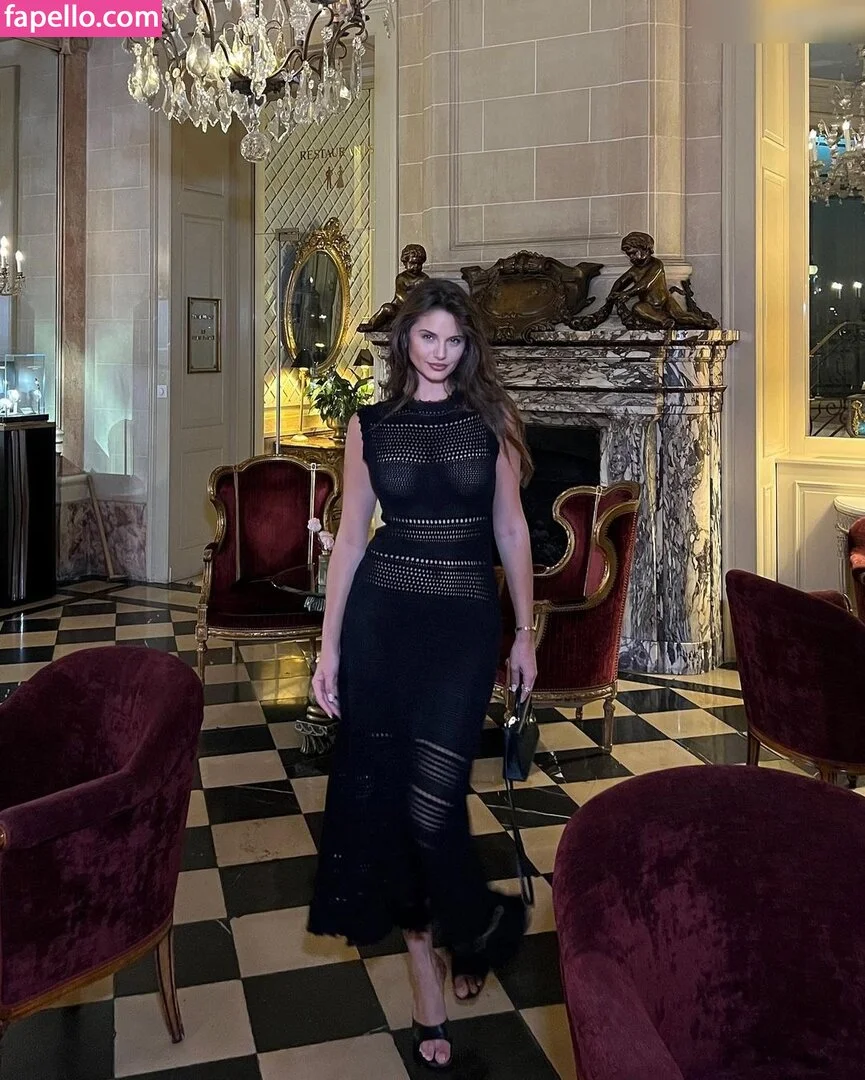 Carina Zavline Onlyfans Photo Gallery 