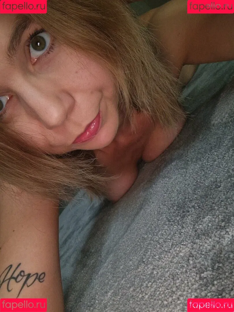 saskia.xoxo Onlyfans Photo Gallery 