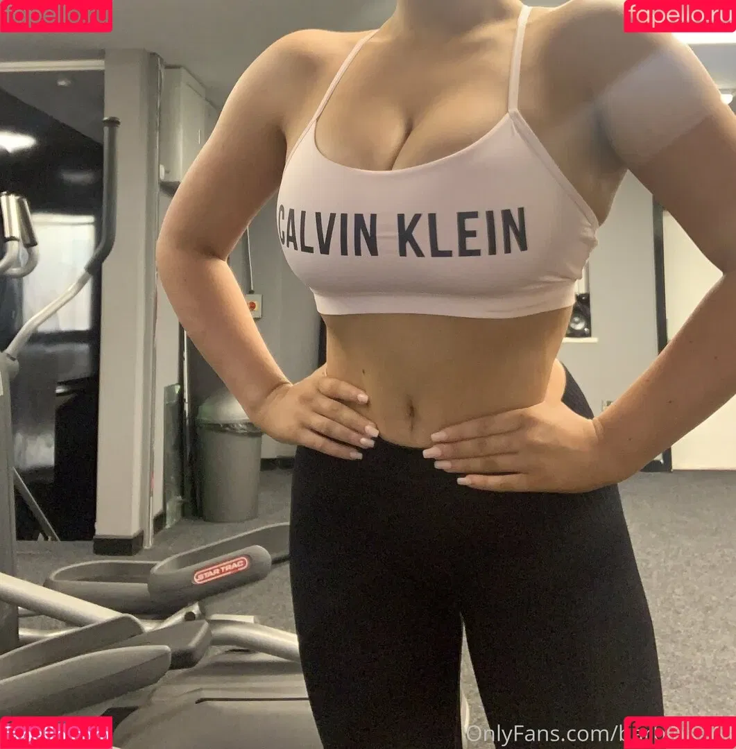 Apollonia Llewellyn Onlyfans Photo Gallery 