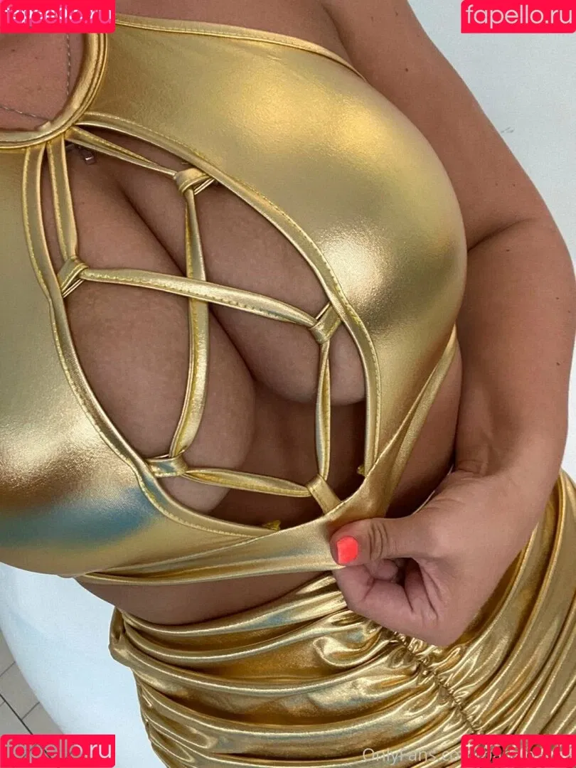 Apollonia Llewellyn Onlyfans Photo Gallery 