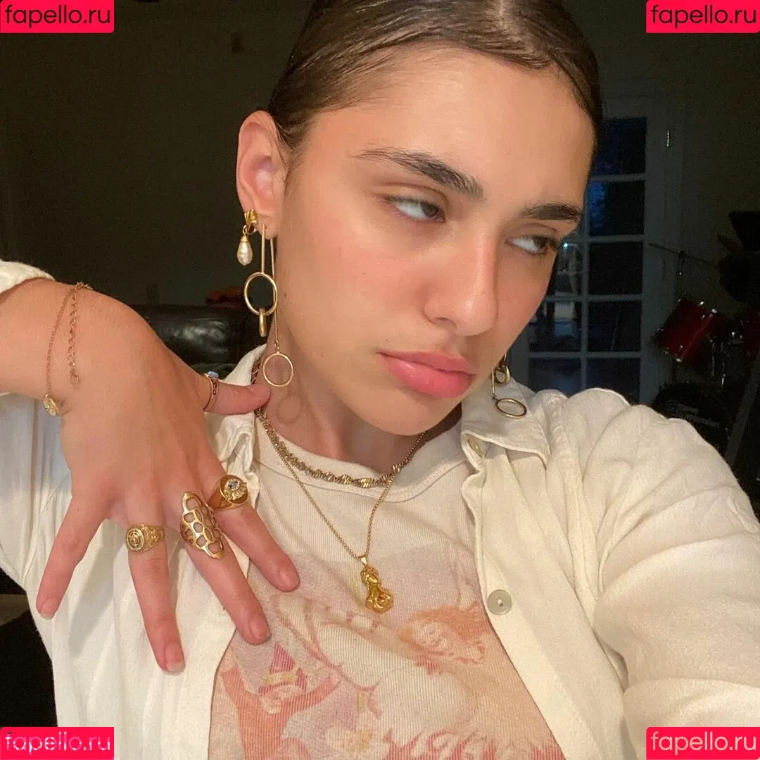 Yasmeen Fletcher Onlyfans Photo Gallery 