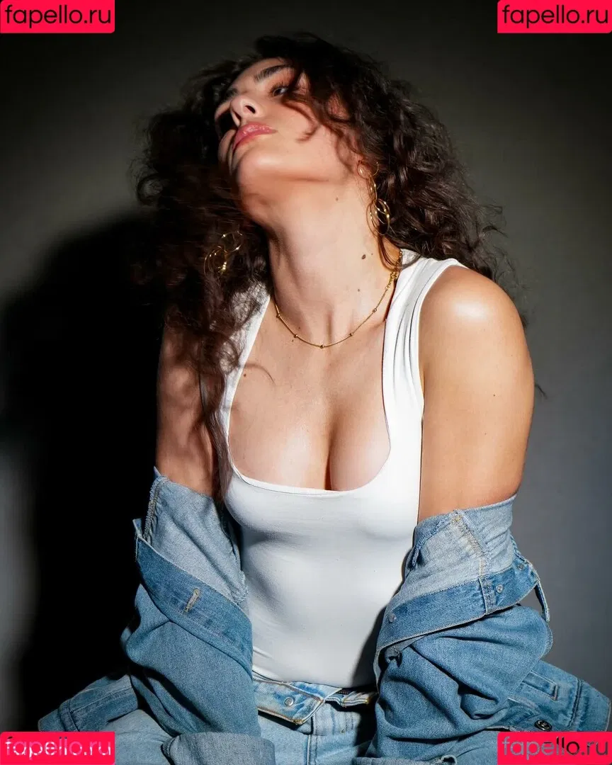 Yasmeen Fletcher Onlyfans Photo Gallery 