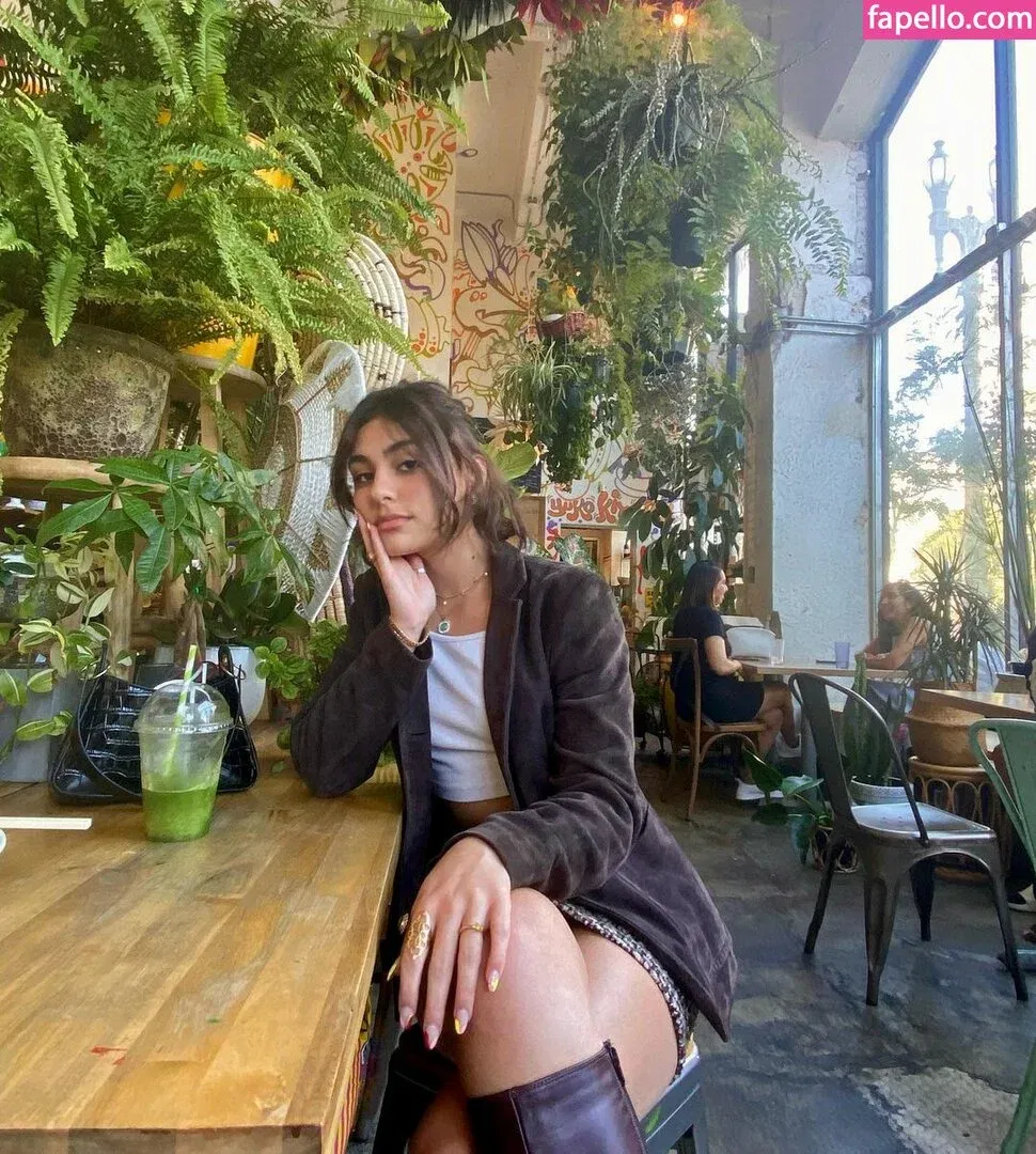 Yasmeen Fletcher Onlyfans Photo Gallery 