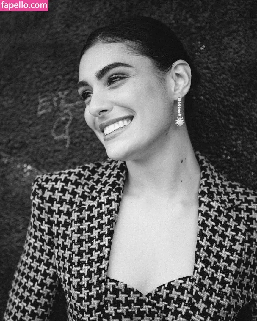 Yasmeen Fletcher Onlyfans Photo Gallery 