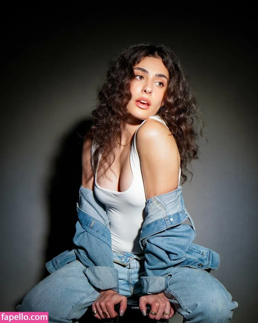 Yasmeen Fletcher Onlyfans Photo Gallery 