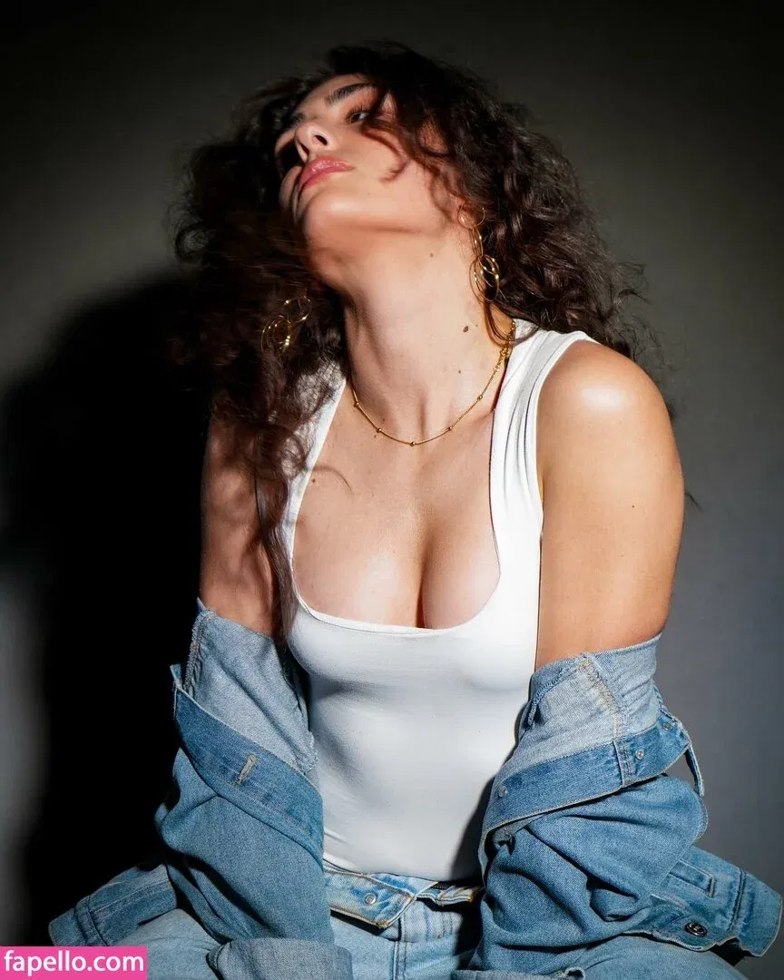 Yasmeen Fletcher Onlyfans Photo Gallery 