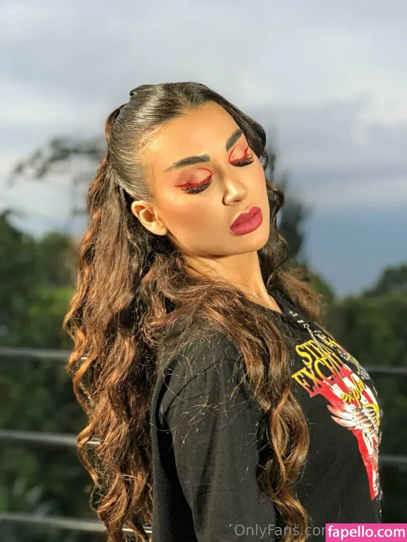 Skylieuwu Onlyfans Photo Gallery 