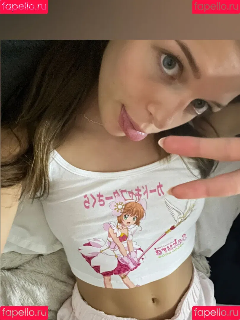 lyiax Onlyfans Photo Gallery 