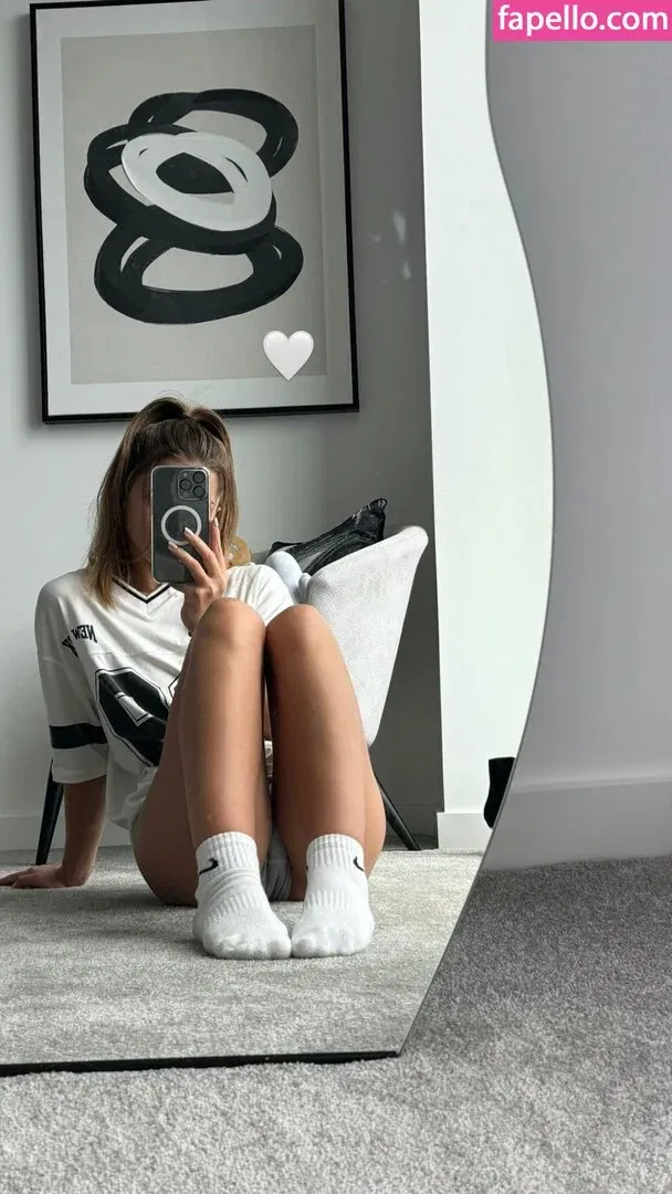 lyiax Onlyfans Photo Gallery 