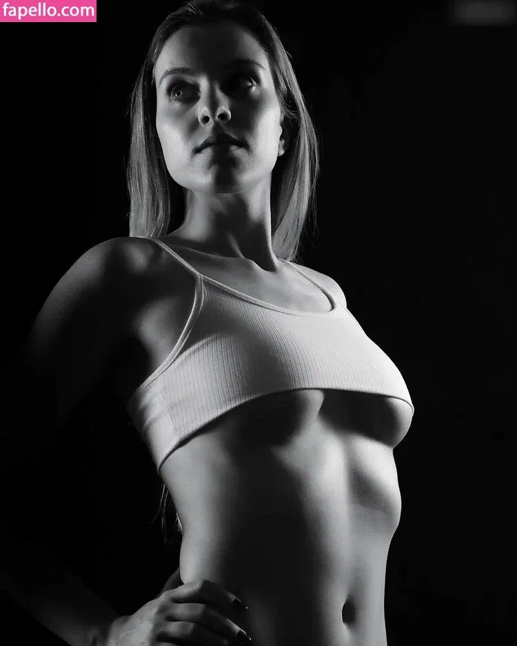 Racinglisa Onlyfans Photo Gallery 