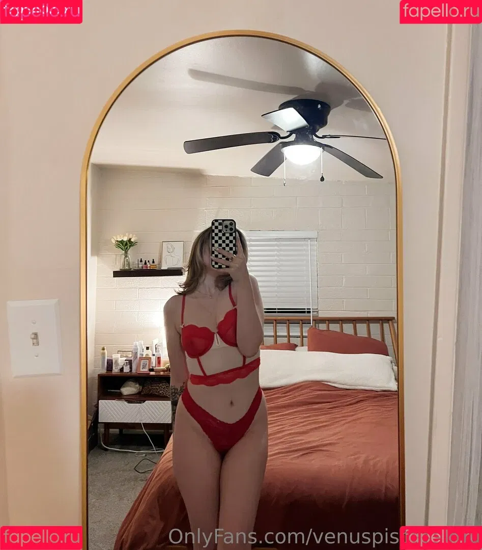 venuspiscessimp Onlyfans Photo Gallery 
