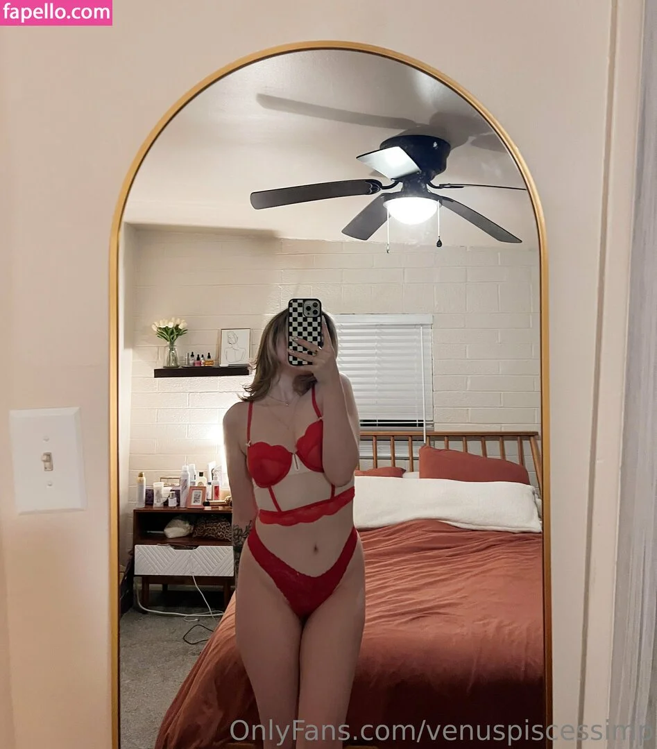 venuspiscessimp Onlyfans Photo Gallery 