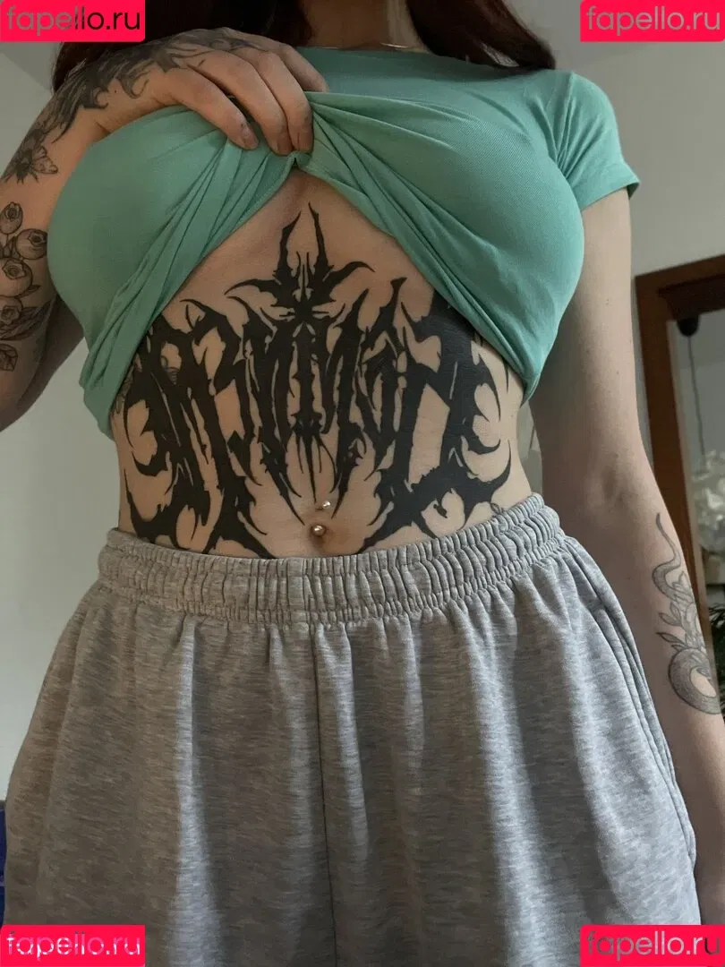 Kira-Julie Onlyfans Photo Gallery 